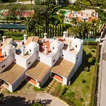 Clifftop - 4br, Beachside, Pool, Ac Porches