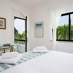Clifftop - 4br, Beachside, Pool, Ac Villa Porches