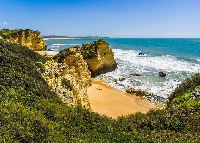 Clifftop - 4br, Beachside, Pool, Ac Villa Porches (Algarve)