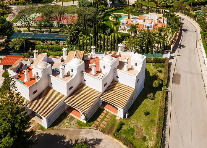Clifftop - 4br, Beachside, Pool, Ac Porches (Algarve)