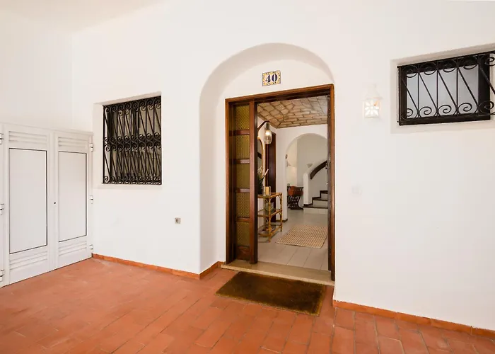 Clifftop - 4br, Beachside, Pool, Ac Porches (Algarve)