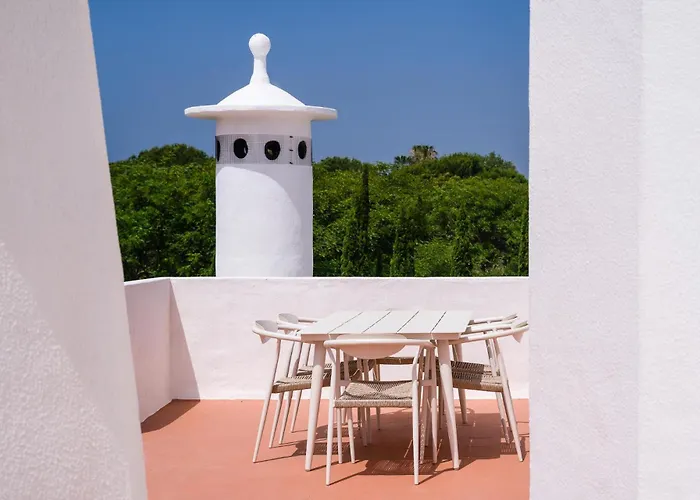 Clifftop - 4br, Beachside, Pool, Ac Porches (Algarve)