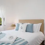 Clifftop - 4br, Beachside, Pool, Ac