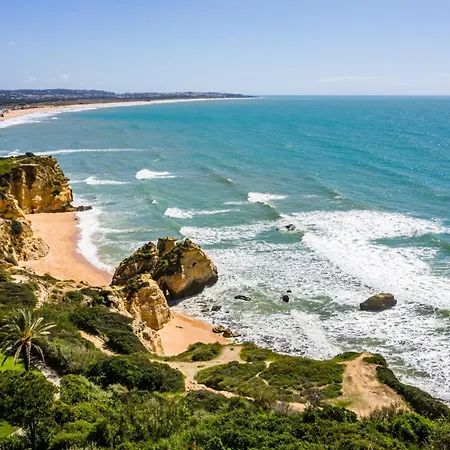 Clifftop - 4br, Beachside, Pool, Ac *