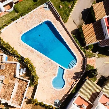 Clifftop - 4br, Beachside, Pool, Ac Villa *