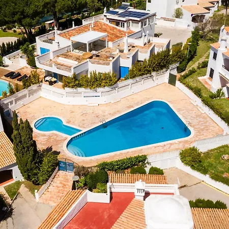 Clifftop - 4br, Beachside, Pool, Ac