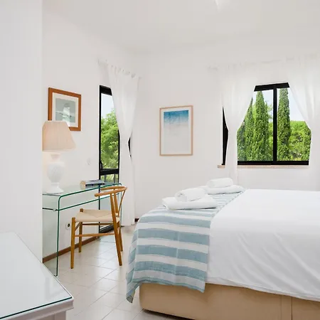 빌라 Clifftop - 4br, Beachside, Pool, Ac