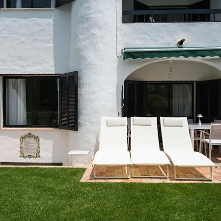 Clifftop - 4br, Beachside, Pool, Ac 빌라