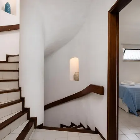Villa Clifftop House - Pool, Private Terrace, Garden & Paddle Boards