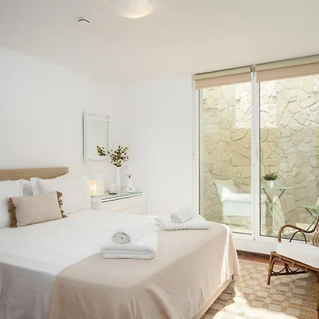 Clifftop - 4br, Beachside, Pool, Ac * 포르체스