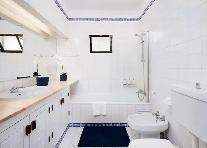 빌라 Clifftop - 4br, Beachside, Pool, Ac 포르체스