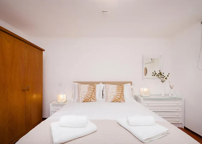 Clifftop - 4br, Beachside, Pool, Ac