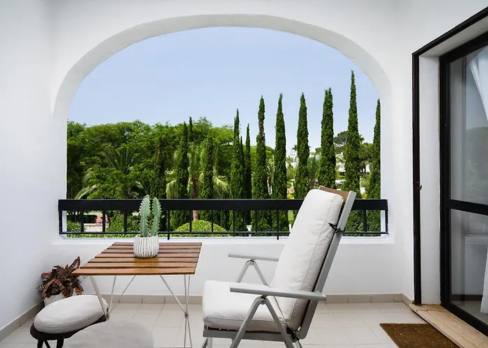 Clifftop - 4br, Beachside, Pool, Ac