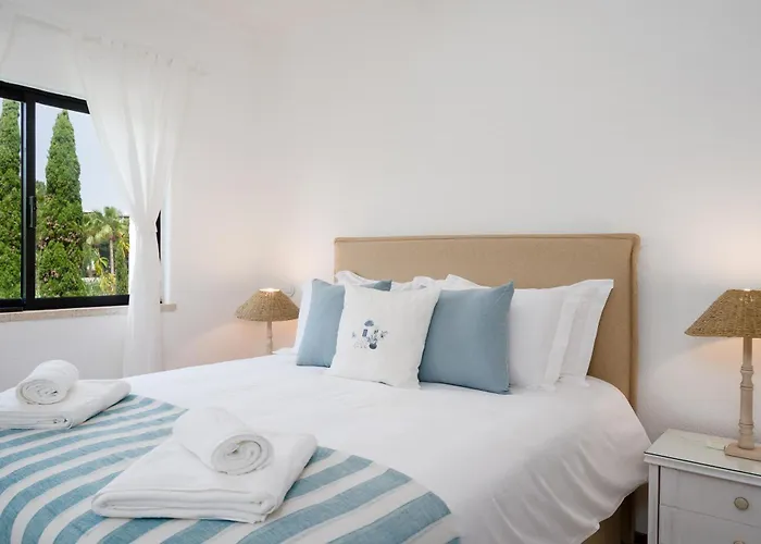 Clifftop - 4br, Beachside, Pool, Ac